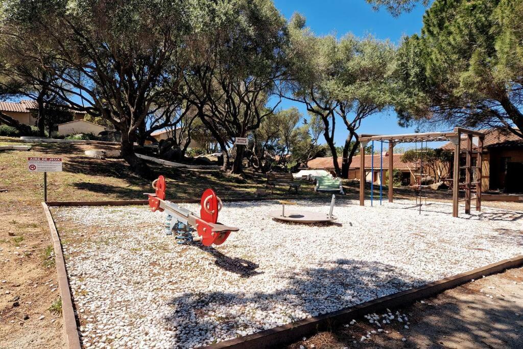 Mini Villa 69 - Piscine Chauffee Сера-ди-Феро Екстериор снимка
